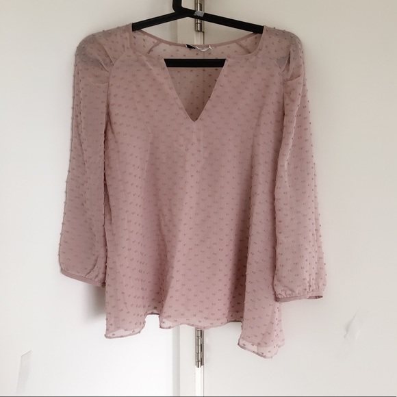 Aritzia Tops - Brand new Aritzia Silk blouse - Size S